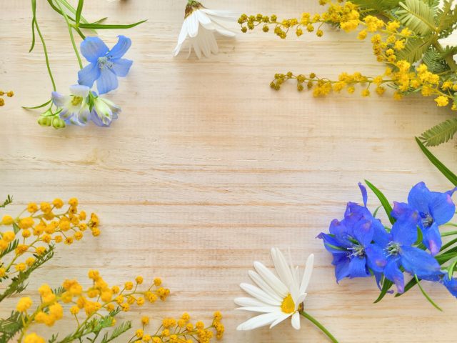 ナチュラルな花のボタニカル背景